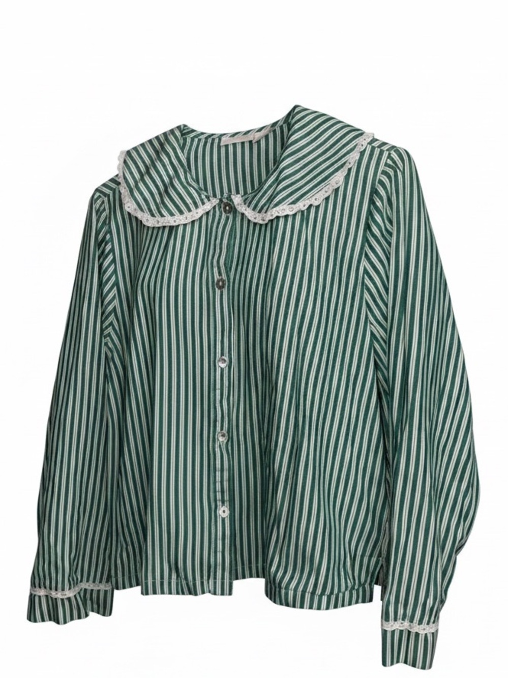 Rachel Ashwell pajama top features a scalloped Peter